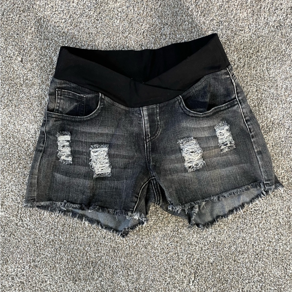 SHEIN Maternity Shorts